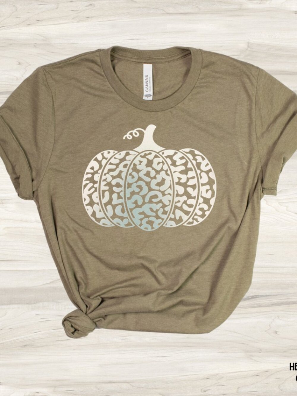 NWT Bella Canvas Leopard Pumpkin Unisex Graphic Tee Olive Size Small